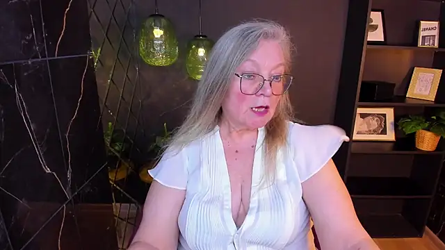 NataliMellow Chat XXX live