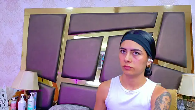 NicoleEsposito's Live XXX Chat