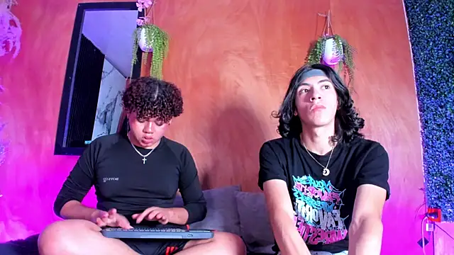 Chat +18 de Kos_storm ao vivo