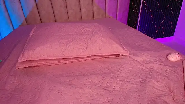 agath_69's Live XXX Chat