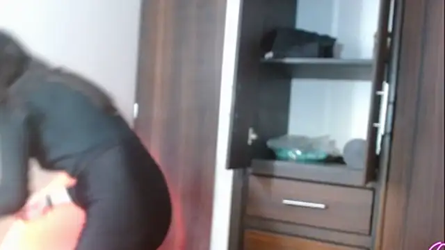 Juliana__lx élő XXX-chatje