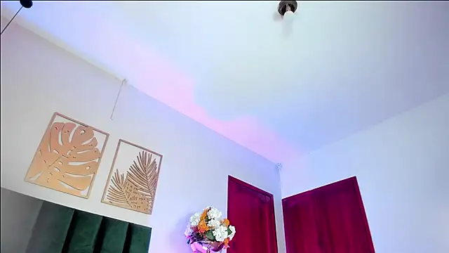 SeleneLujan's Live XXX Chat