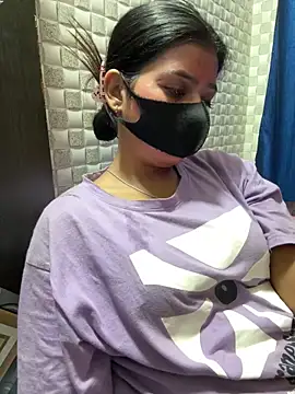 Chat +18 de True_Love009 ao vivo