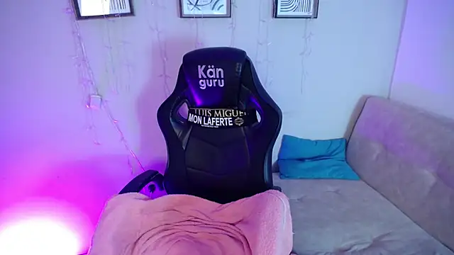 Sweet_Bella_Valery Chat XXX in diretta