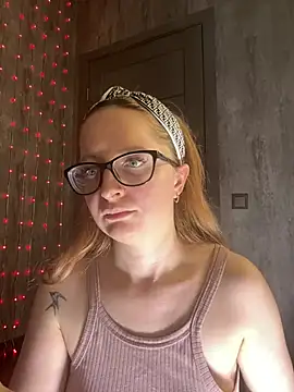 Chat +18 de coy_girl_ ao vivo