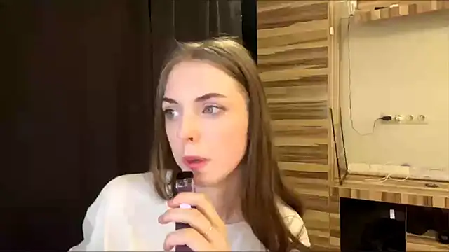 PollyDream's Live XXX Chat