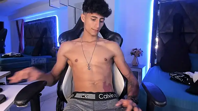 แชท XXX สดของ MaxiimoRomano_