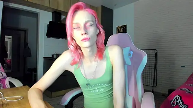 _Alice_Kitty's Live XXX Chat