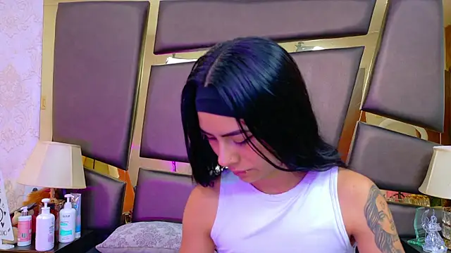 NicoleEsposito Chat XXX live