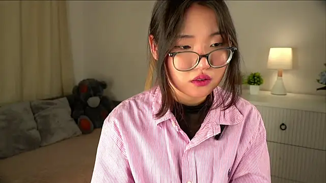 NelleMihalko's Live XXX Chat