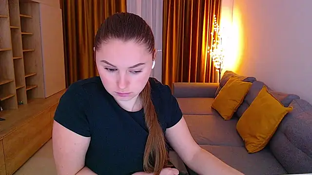 _Mia_Adams élő XXX-chatje