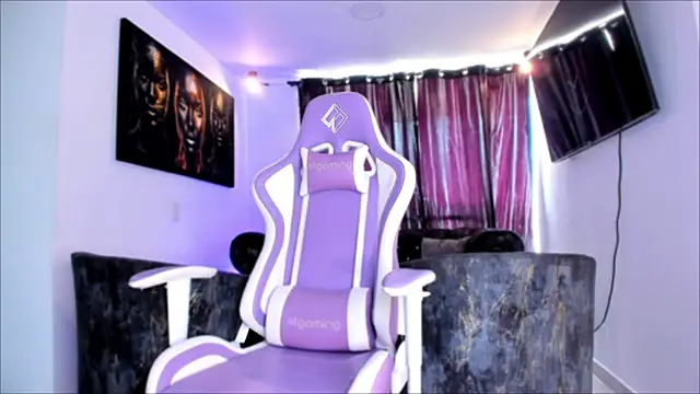 victor_ospina: διαδικτυακό σόου στην κάμερα