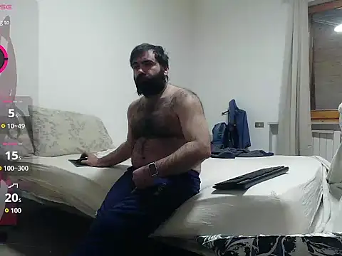 Attila985 Show in webcam