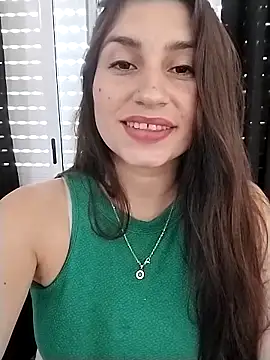 Chat +18 de LolatuMiel ao vivo