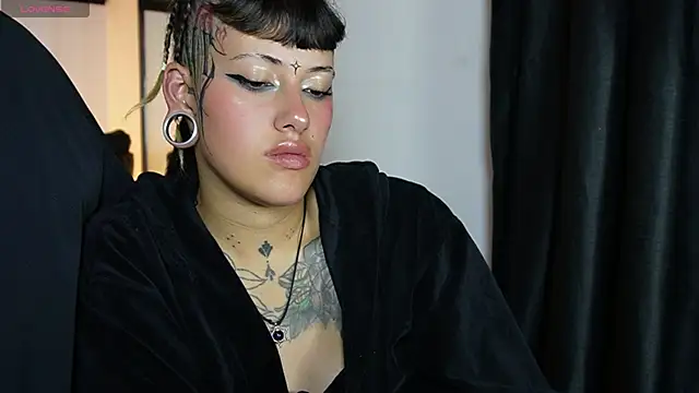 _sharlotte777 Live XXX-chat