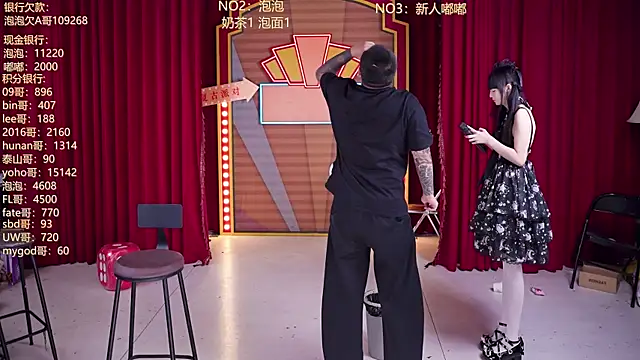 Pokazy przed kamerką – MSN101