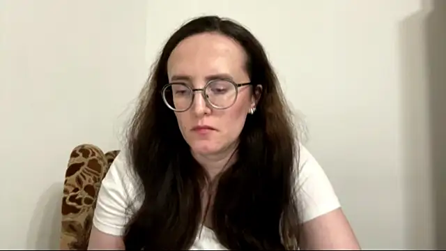 دردشة SofiaTease الجنسية المباشرة