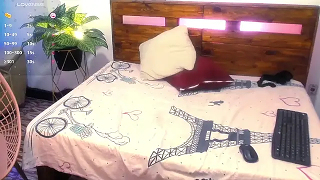 Yeseniaa25_ 即時 XXX 聊天