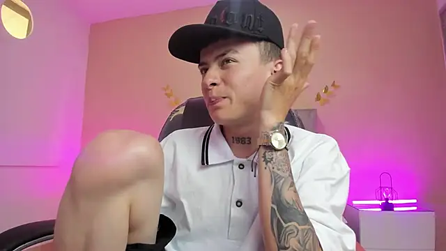 Chat +18 de Nascary_Fox ao vivo