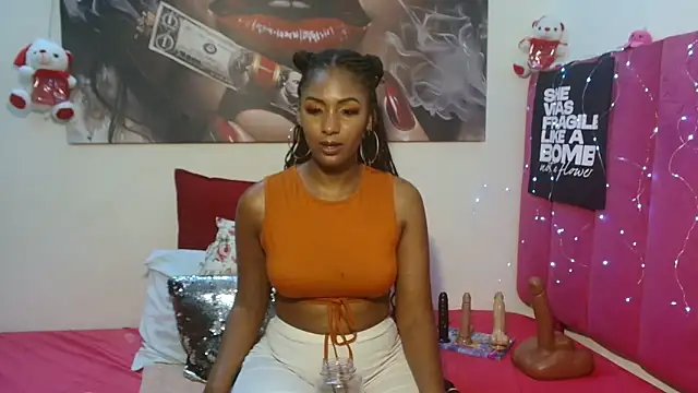 Moreish-06 Live XXX-Chat