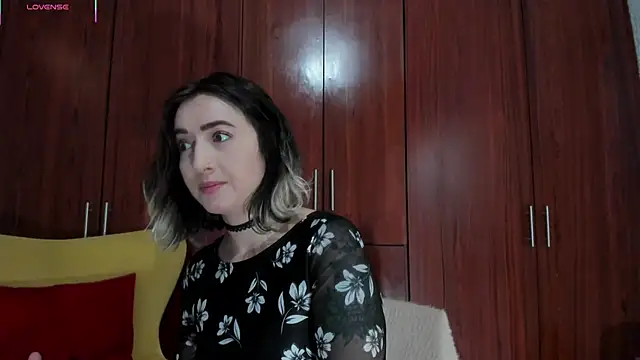 Онлайн чат XXX carly_grasso