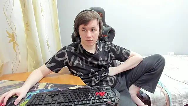 Show de iliaskrislove na webcam