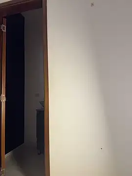 Eva_stark10: διαδικτυακό σόου στην κάμερα