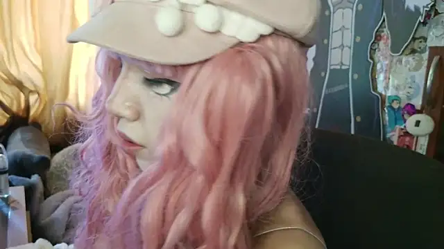 Terraelowen Chat XXX in diretta