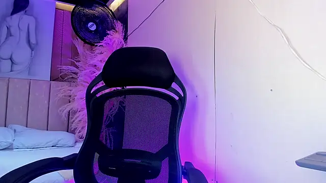 GemmaBrown Adlı Modelin Canlı XXX Sohbeti