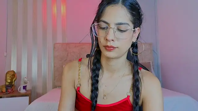 j_belle_ élő XXX-chatje