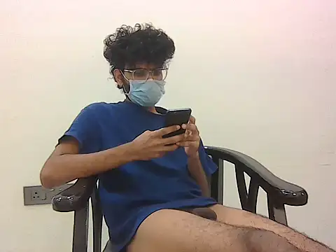 Madhu08fm 即時 XXX 聊天