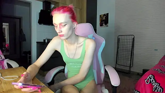 _Alice_Kitty Live XXX Chat