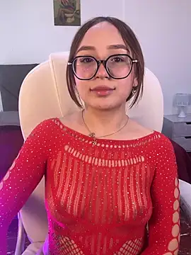 koraline_333 即時 XXX 聊天