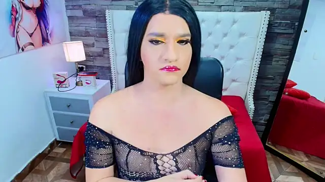 TRINY_TS Adlı Modelin Canlı XXX Sohbeti