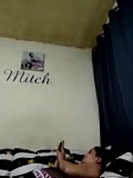 sexymitchyx24 Show Webcam