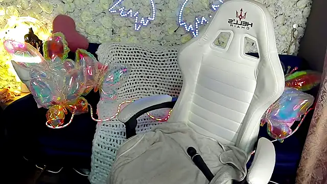 CarolinaaFoxyyyのライブXXXチャット