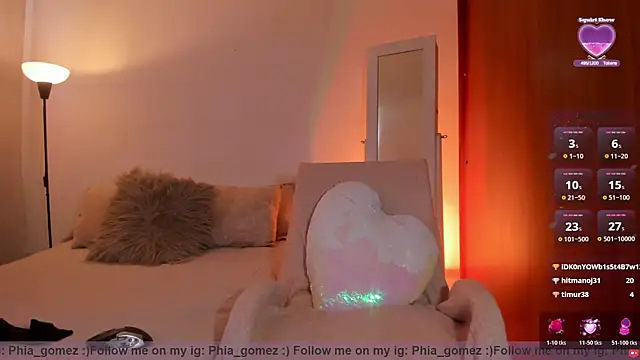 whitneyhotn Live XXX chat