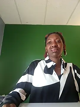 oliviaprettypussy Obrolan Langsung XXX