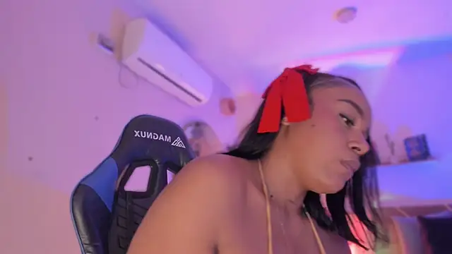 Show Webcam de YariRose