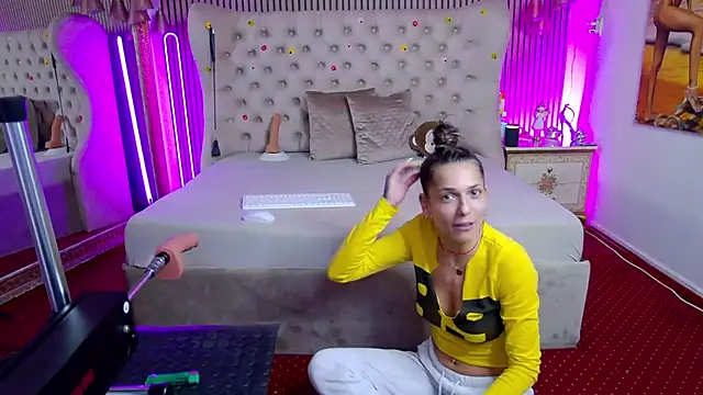 PlayfulShow Webcam show