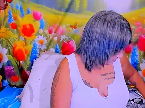 indianroxy live XXX chat