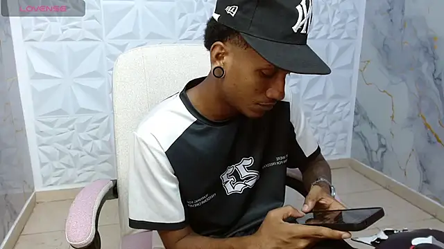 Chat +18 de ManSant ao vivo