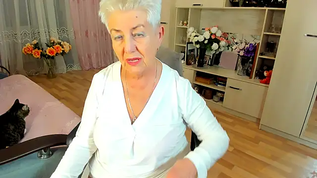 HotandMature: вебкам-шоу