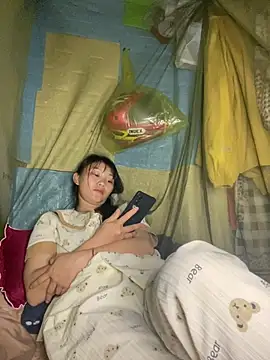 Lucky-baby077 Chat XXX live