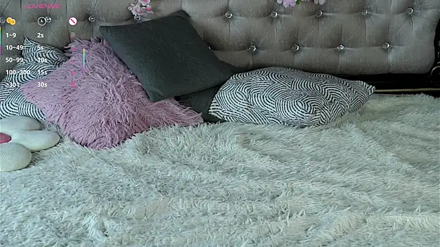 KirstinMcgeady's Live XXX Chat