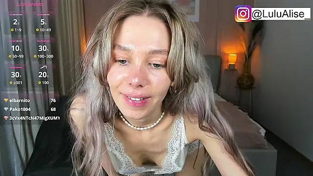 Chatroom XXX en direct de LuluAlis