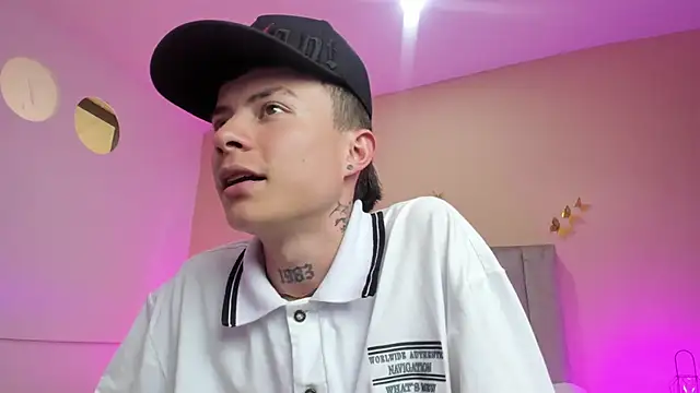 Nascary_Fox's Live XXX Chat