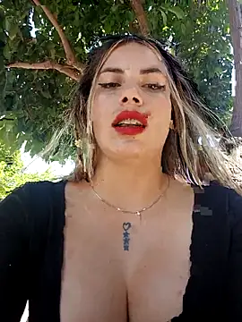 Chatroom XXX en direct de Cata_city1106