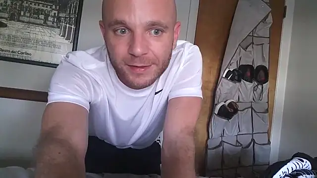 Pertunjukan Kamera Web FrankieFuckMe