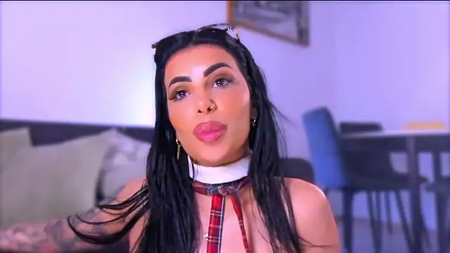 Moonamour Live XXX-Chat